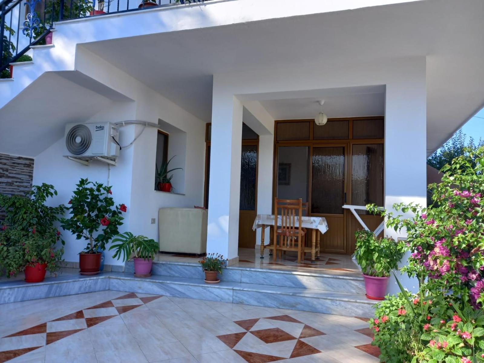 Sea View Apartments วญอเรอ ภายนอก รูปภาพ